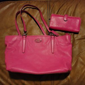 Hot Pink Coach Tote with matching wallet